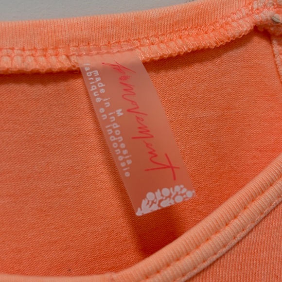 FP Movement Hot Shot Onesie NWT size Medium in Pastel Peach One Piece Jumpsuit - Picture 8 of 11